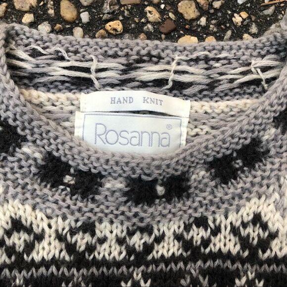 Vintage hand knit Icelandic style snowflake sweater short length L M - Picture 2 of 4